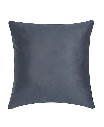 Oscar Oliver Valencia Sham, European