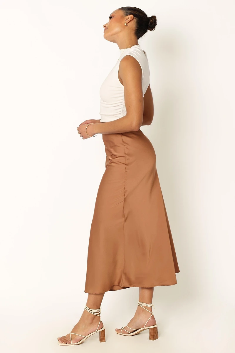 Petal and Pup Women's Nellie Satin Midi Skirt