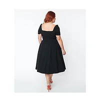 Unique Vintage Plus Short Sleeve Sweetheart Midge Swing Dress