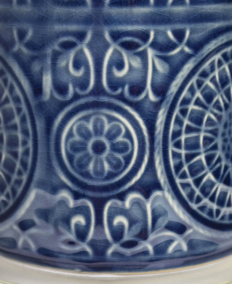 Lumisource Spyro 23" Ceramic Table Lamp