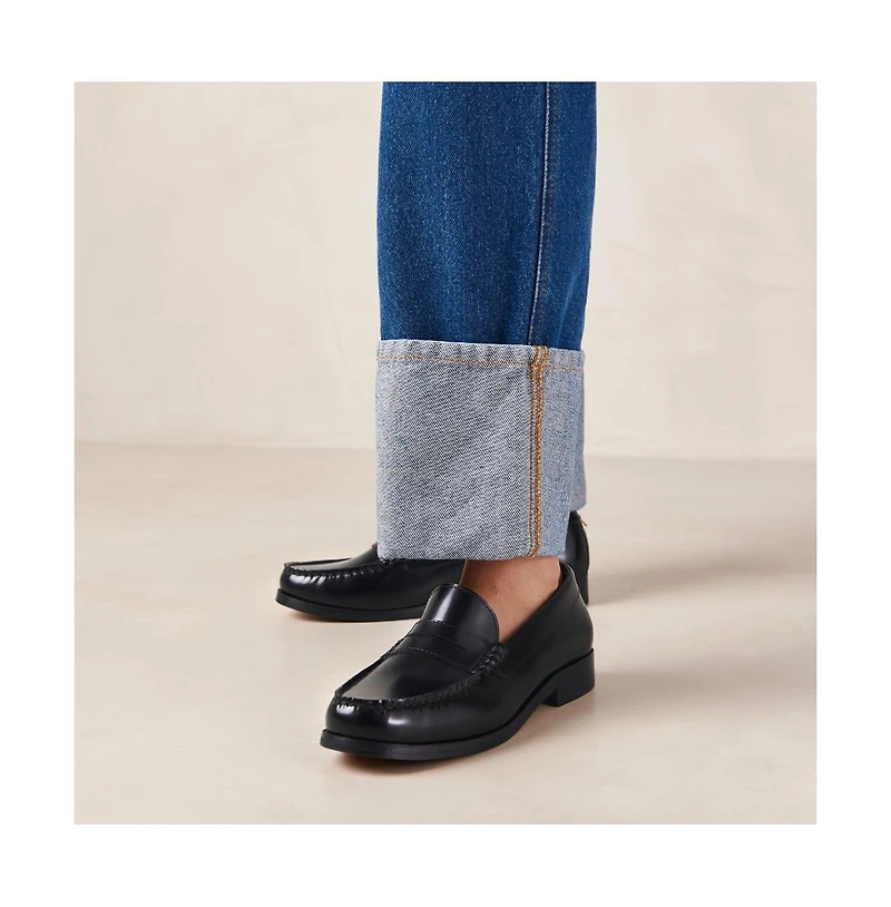 Alohas Women's Rivet Leather Loafers