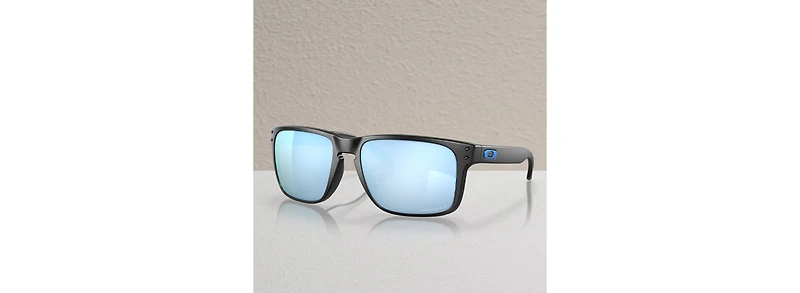 Oakley Men's Polarized Sunglasses, OO9417 Holbrook Xl