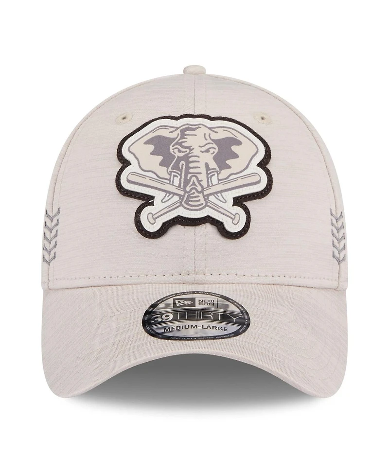 Men's New Era Cream Oakland Athletics 2024 Clubhouse 39THIRTY Flex Fit Hat