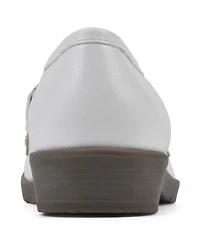 Cliffs by White Mountain Women's Galeena Chain Detail Flat