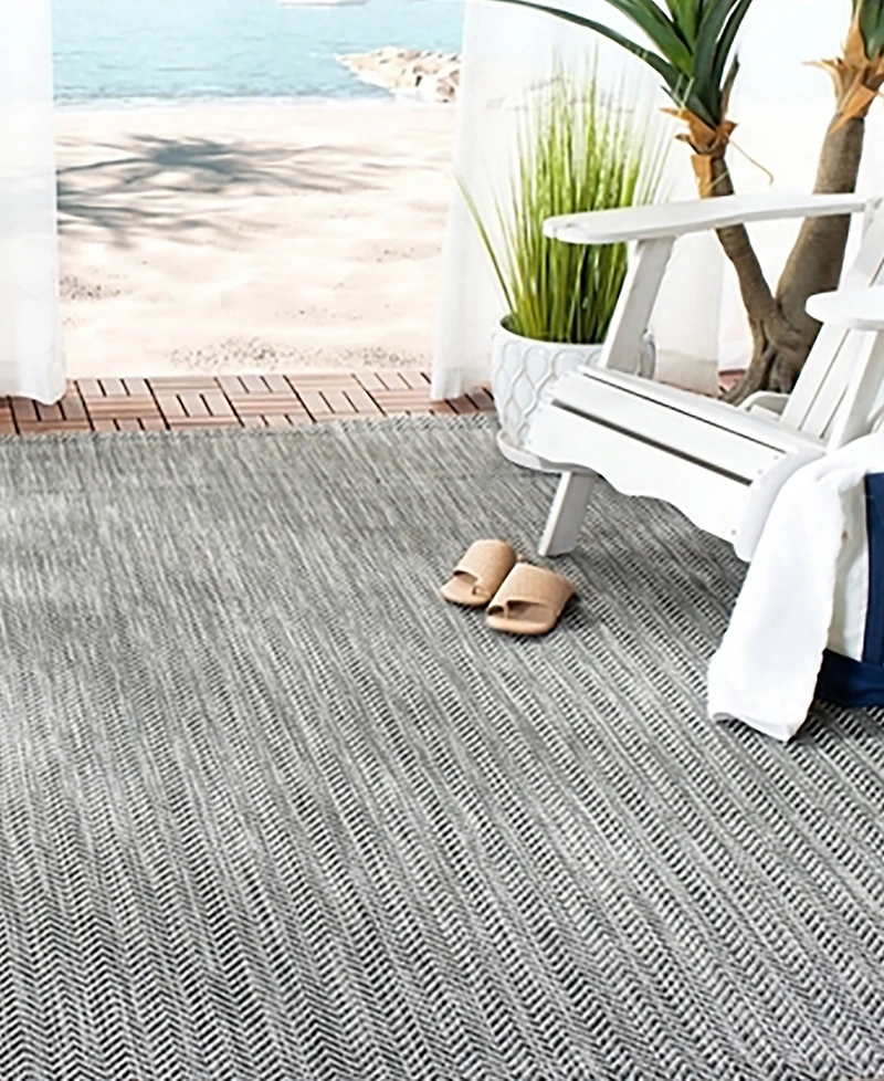 Safavieh Courtyard CY8022 and Beige 5'3" x 7'7" Outdoor Area Rug