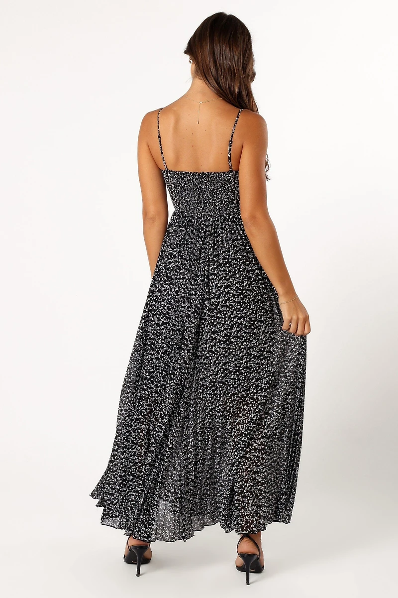 Petal and Pup Women's Achanti Pleated Maxi Dress