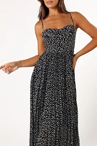 Petal and Pup Women's Achanti Pleated Maxi Dress