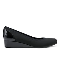 Easy Spirit Women's Gwenyth Low Wedge Pumps