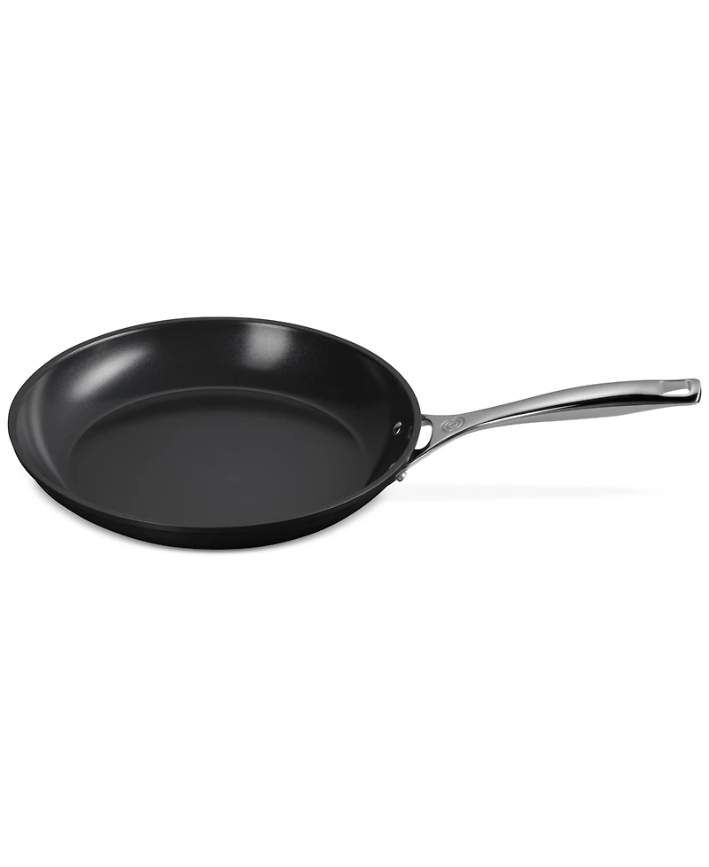 Le Creuset Essential Nonstick Ceramic 2-Pc. Frypan Set