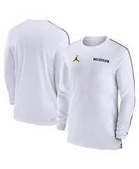 Jordan Men's Michigan Wolverines 2024 Sideline Coach Uv Performance Long Sleeve T-Shirt