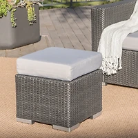 Streamdale Effortless Outdoor Lounger for Any Decor