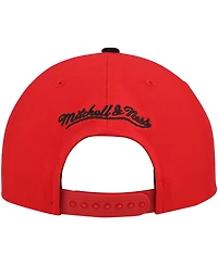 Mitchell & Ness Men's Red/Black Cincinnati Bearcats 2-Tone 2.0 Snapback Hat