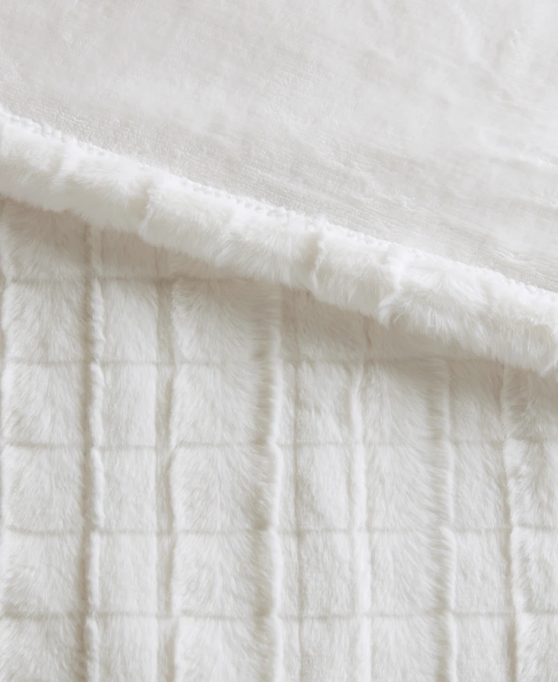 Sharper Image Heated Faux-Fur Throw, 50" x 60"