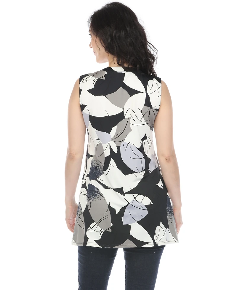 White Mark Women's Pleated Front Sleeveless Tunic Top