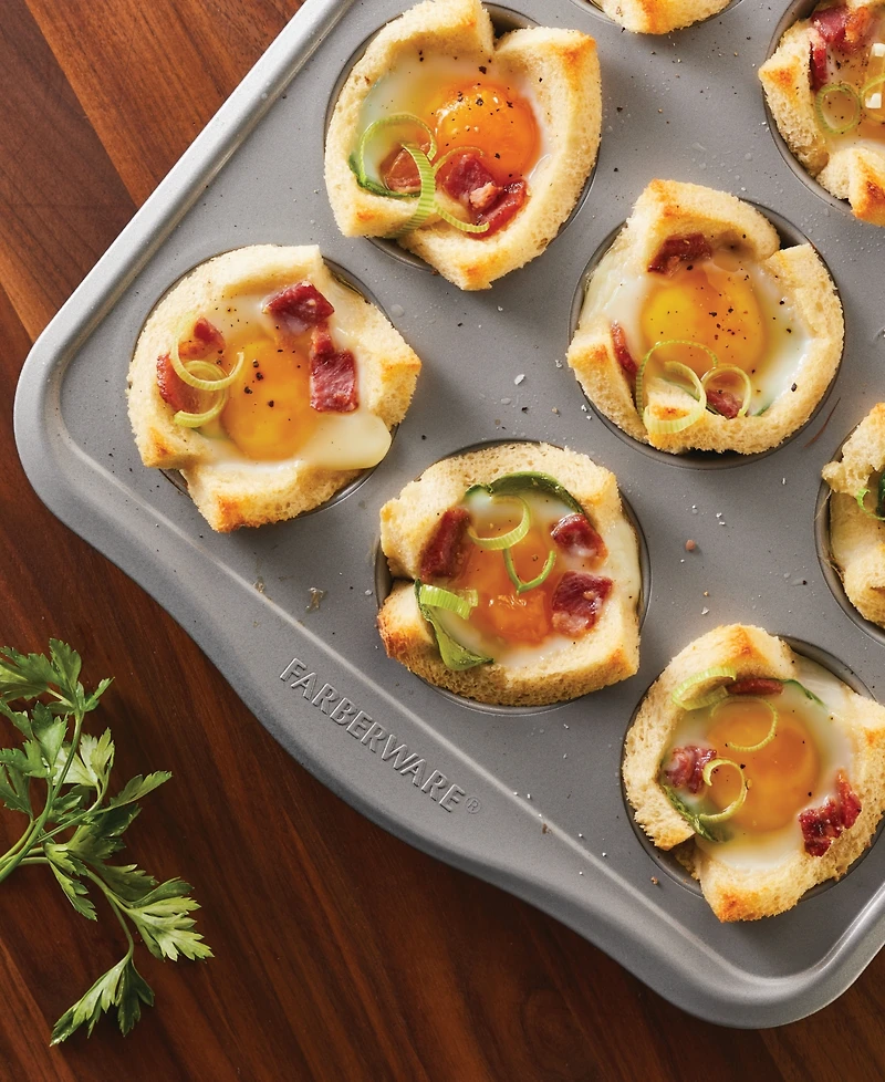 Farberware Bake with Mickey Mouse 12-Cup Muffin Pan