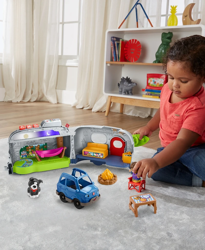 Fisher Price Little People Light-Up Learning Camper Set