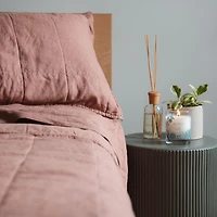 French Linen 3pc Quilt & Sham Set