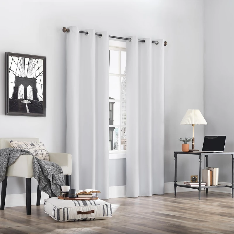 Cyrus Thermal 100% Blackout Grommet Curtain Panel