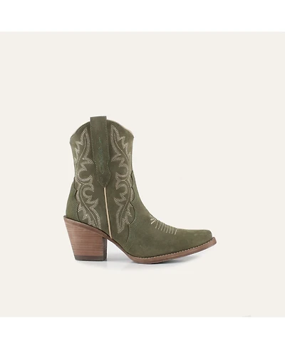 Buck & Brana Brooke Leather Cowgirl Boots - Stylish Western Footwear Comfort