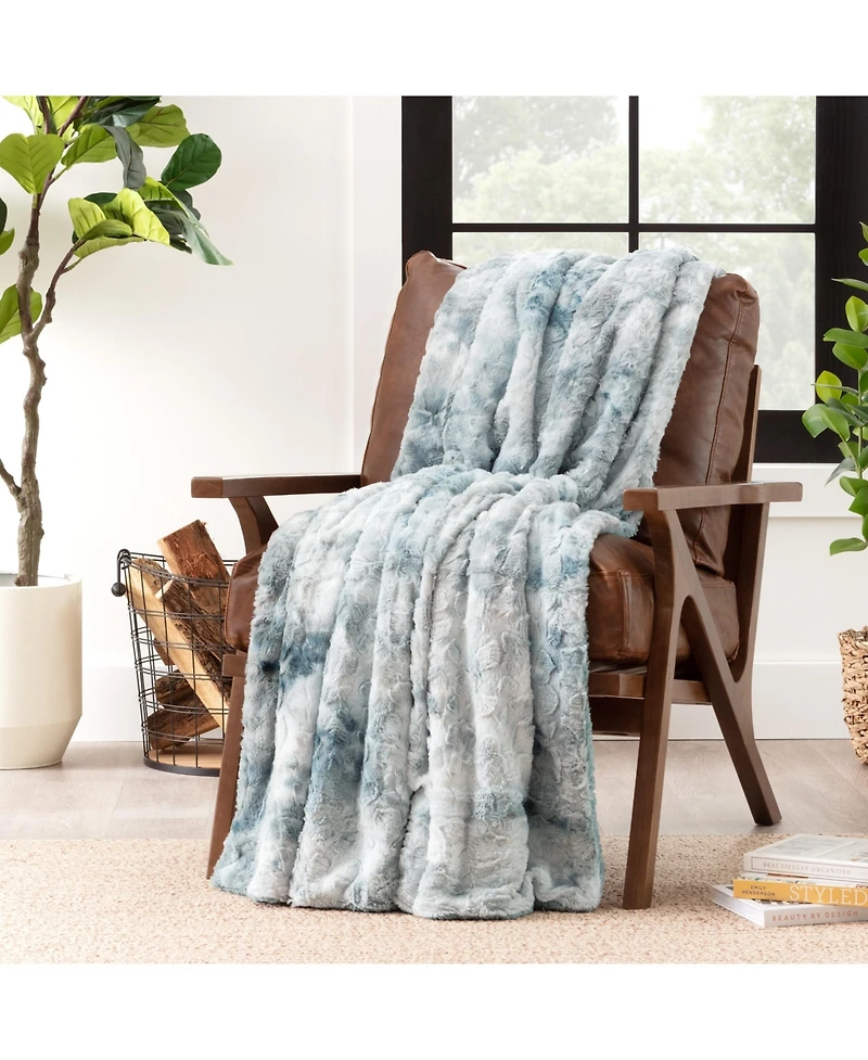 Chanasya Premium Wolf Faux Fur Throw Blanket