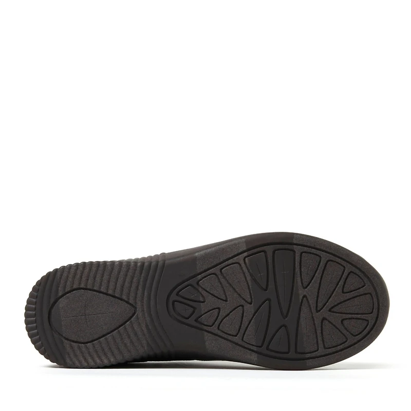 Dearfoams Women's Livie X Strap Knit Trainer Sneaker