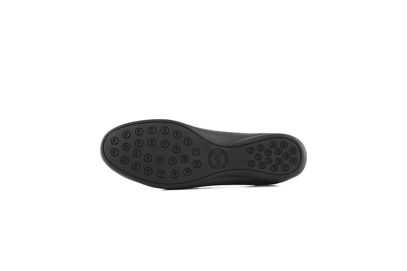 Marc Joseph New York Womens Carter Road Slip On Comfort Buckle Loafer
