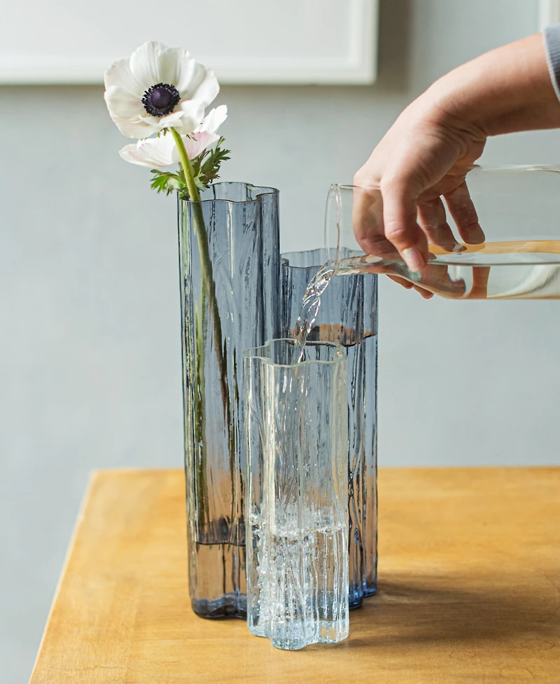 Vietri Flora Glass Vase