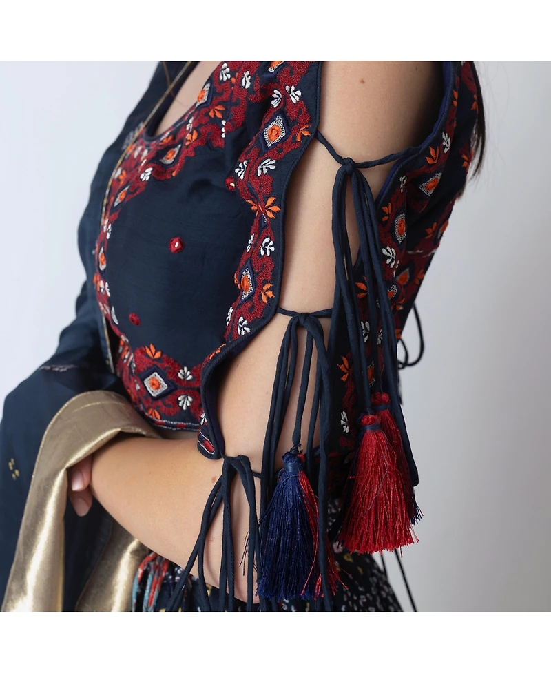 Raas Women's Bandhani Print Lace Up Detail Chaniya Choli with Embroidered Blouse and Dupatta