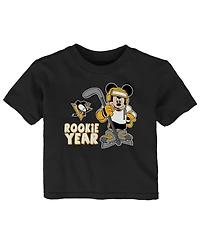 Outerstuff Toddler Chicago Blackhawks Disney Rookie Year T-Shirt Shorts Set