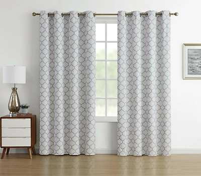 Kate Aurora Chic Living 100% Max Blackout Trellis Clover Thermal Curtains - 52 in. W x 63 L, White