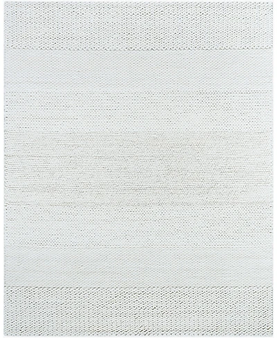 Surya Mae 541321 5'x7'6" Area Rug