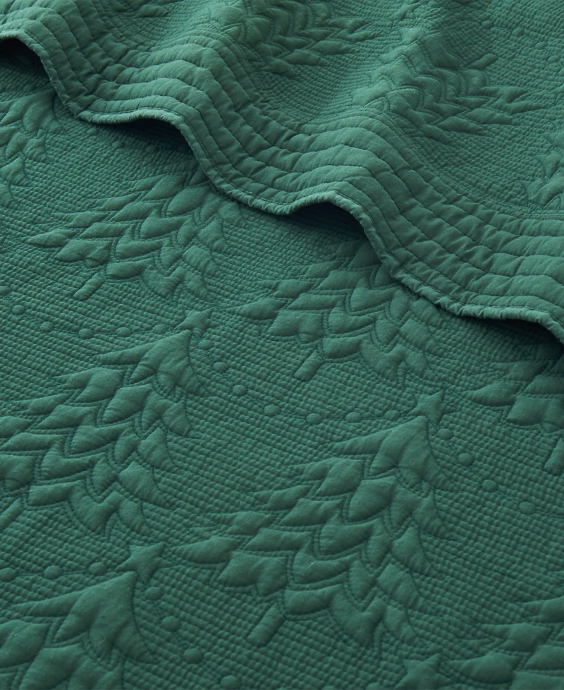 Levtex O Christmas Tree Stitching Quilted Throw, 50" x 60"