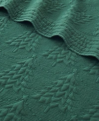 Levtex O Christmas Tree Stitching Quilted Throw, 50" x 60"