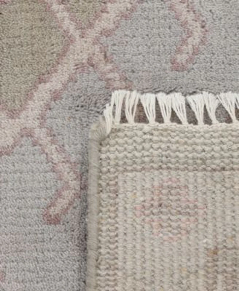 Timeless Rug Designs Utica S3402 Rug Collection