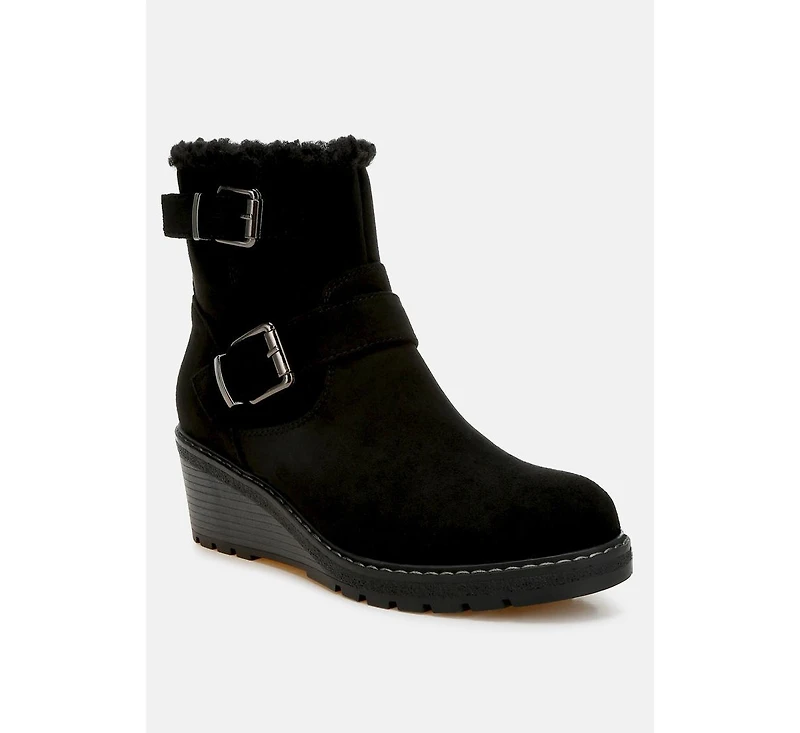 Big horn Faux Fur Harness Boots