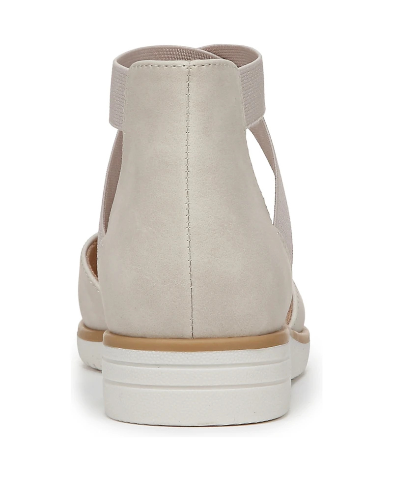 Soul Naturalizer Women's Intro Round Toe Slip On Low Wedge Flats