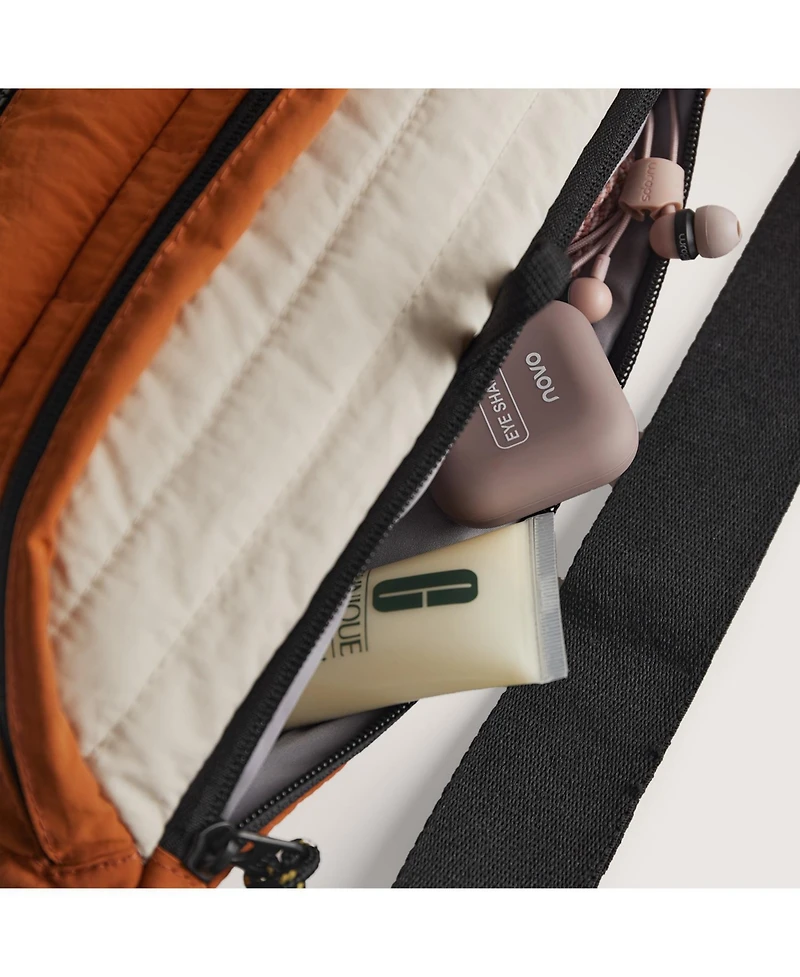 Bagsmart Walker 2.5L Quilted Fanny Pack Tangerine