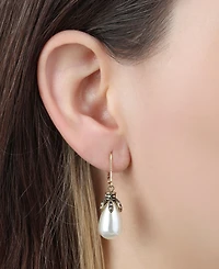 2028 Faux Cultivated Pearl Teardrop Earrings