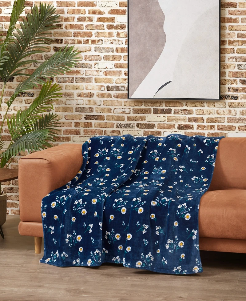 Lucky Brand Daisy Floral Cozy Plush Throw, 50" x 70"