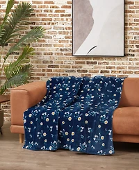 Lucky Brand Daisy Floral Cozy Plush Throw, 50" x 70"