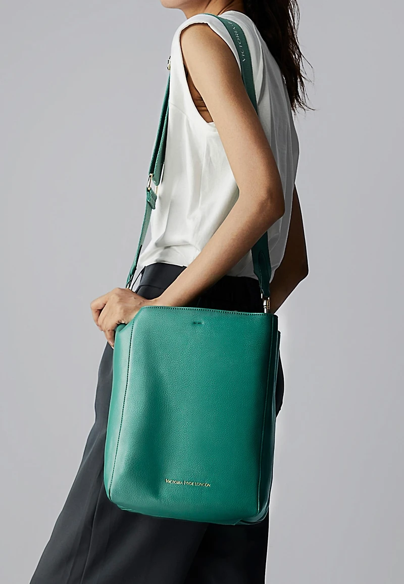 Webbing Strap Large Tote Satchel Victoria Hyde Romai