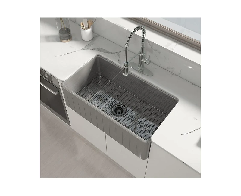 Casainc 33inch L x 18inch W Single Bowl Fireclay Farmhouse Kitchen Sink with Grid