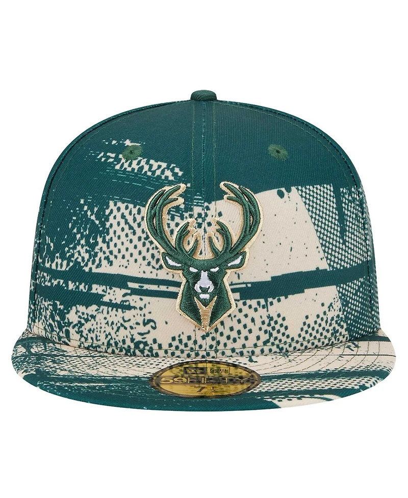 New Era Men's Hunter Green/Cream Milwaukee Bucks Tip-Off 59FIFTY Fitted Hat