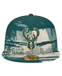 New Era Men's Hunter Green/Cream Milwaukee Bucks Tip-Off 59FIFTY Fitted Hat