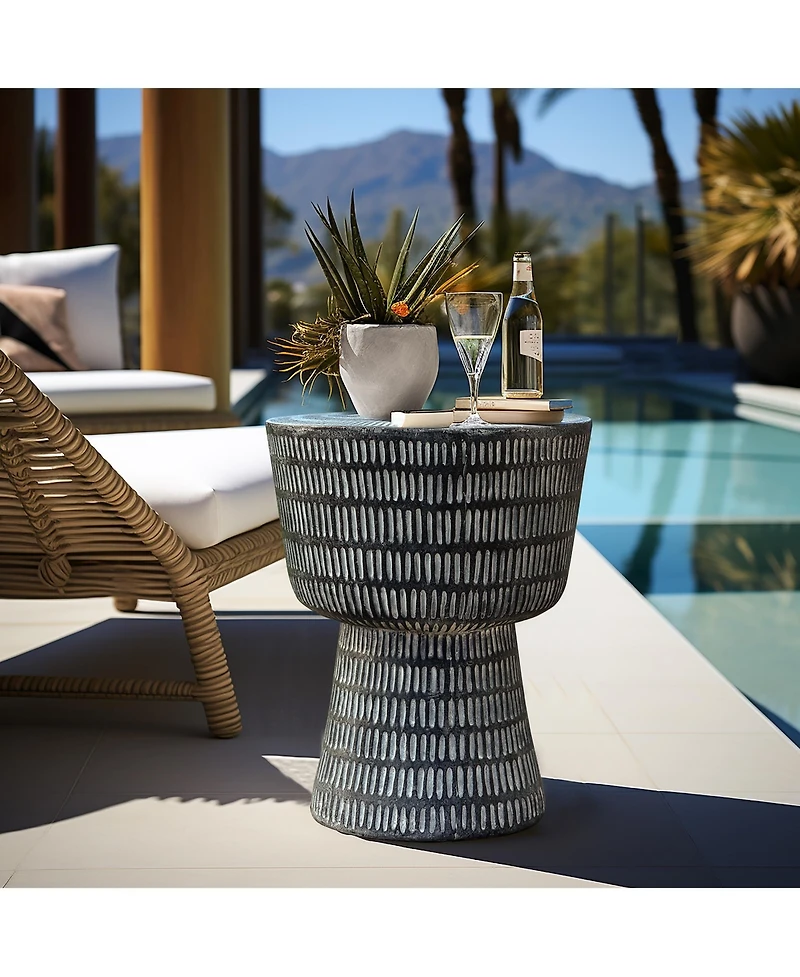 LuxenHome Outdoor and Indoor Round Spiral Pattern Side Table, Off White