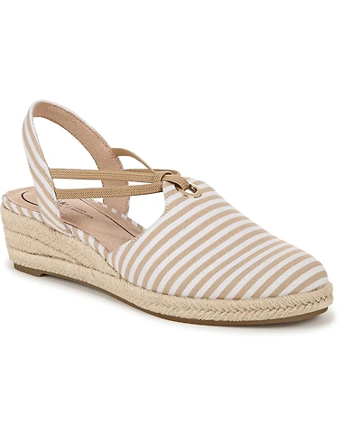 LifeStride Women's Kennedy Closed Almond Toe Wedge Espadrilles