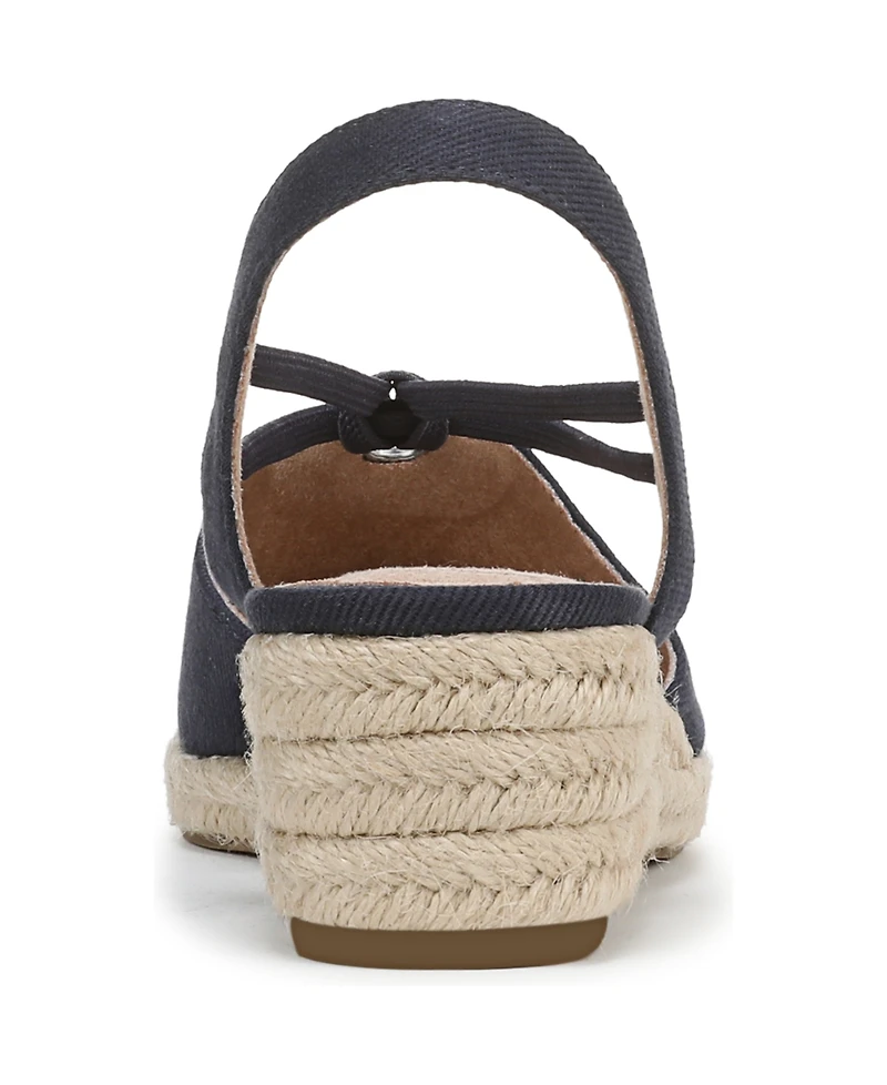 LifeStride Women's Kennedy Closed Almond Toe Wedge Espadrilles