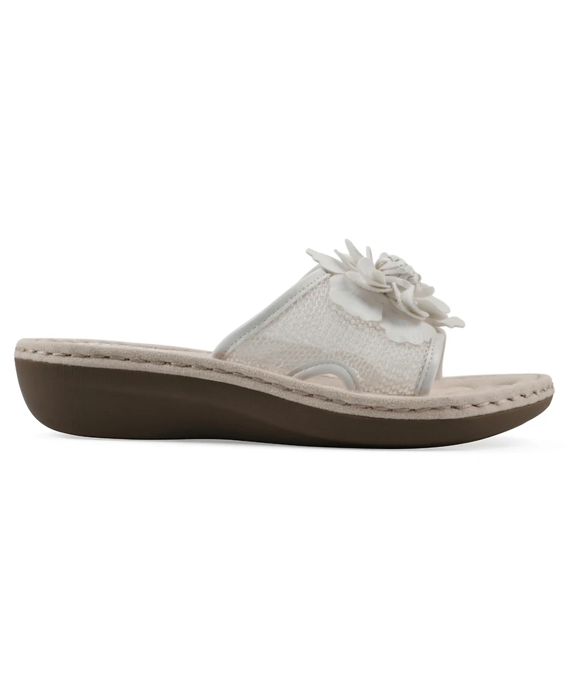 Cliffs by White Mountain Women's Chill Wedge Slip-On Sandals