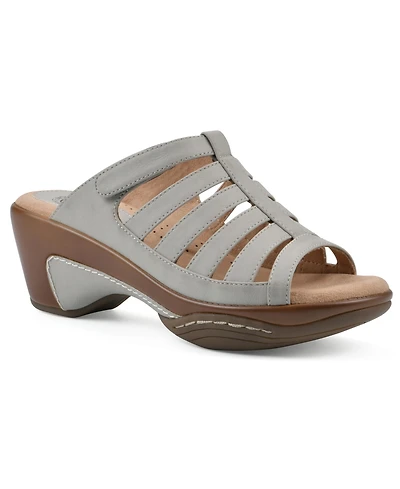 White Mountain Women's Valencia Slip-On Clog Sandals