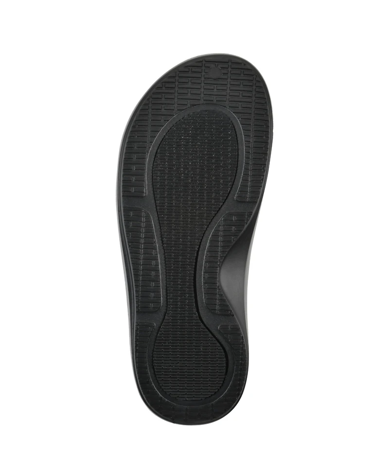 White Mountain Women's Rip Round Toe Flat Sandals